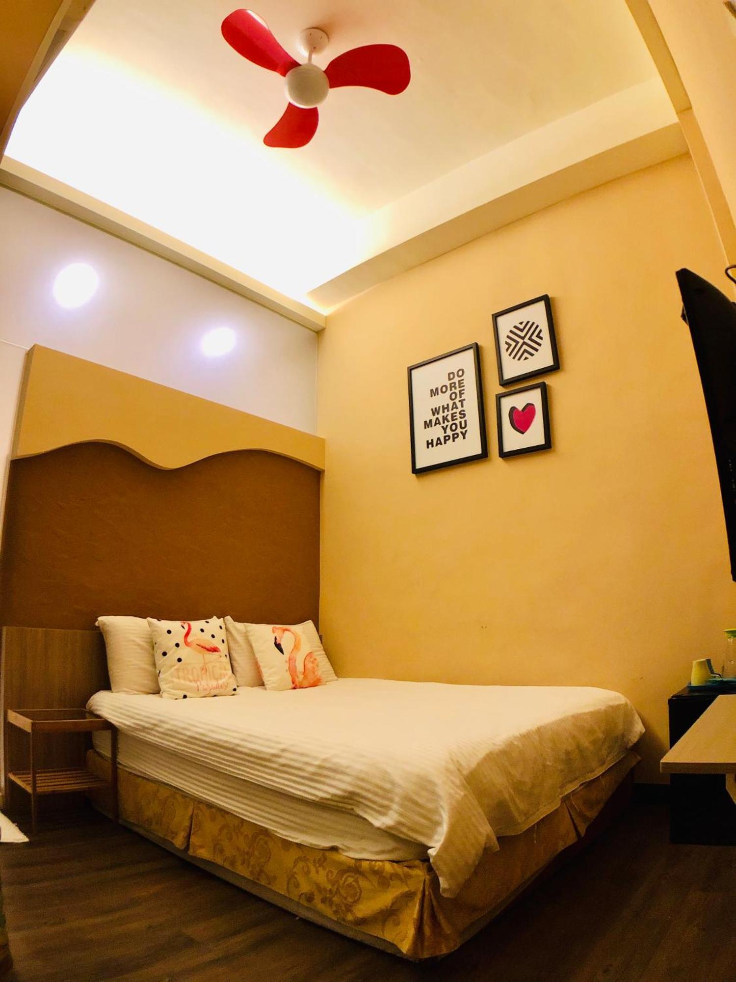 I Wow Bed & Breakfast Xiaoliuqiu Exterior photo