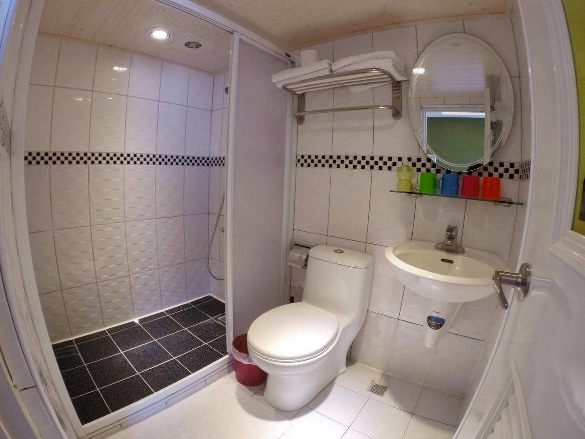 I Wow Bed & Breakfast Xiaoliuqiu Exterior photo