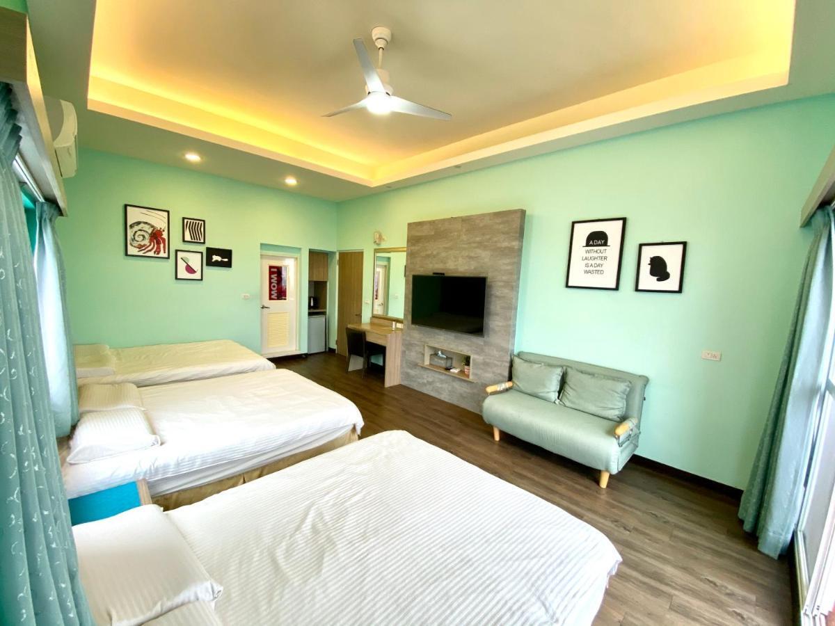I Wow Bed & Breakfast Xiaoliuqiu Exterior photo